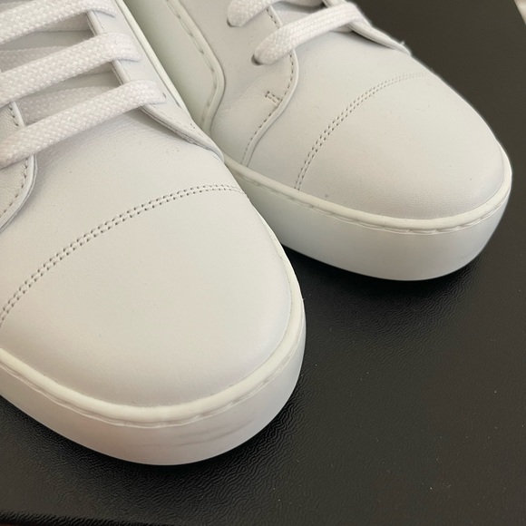 BNIB Rare 2017 Chanel Leather and Rubber Sneakers 38 - Picture 4 of 9